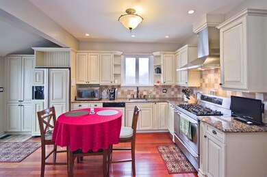 007_KITCHEN[1]