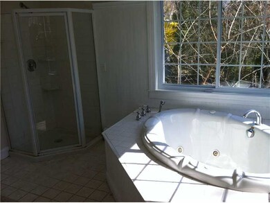 Master Bath/Spa.