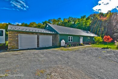 4103 Manor Dr, Stroudsburg, PA 18360 - photo 2