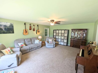 235 Toll Cir, Bluffton, IN 46714 - photo 2