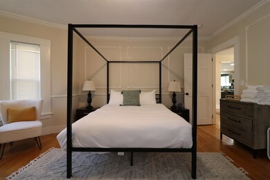 1952 Quechee Main St unit Main House, Hartford, VT 05001 - photo 7