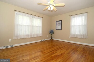 40310 Gap Rd, Leesburg, VA 20175 - photo 5