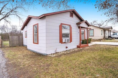 8309 White Settlement Rd, Fort Worth, TX 76108 - photo 3