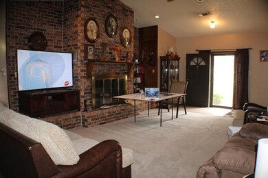 3216 La Vista Ave, Bay City, TX 77414 - photo 2