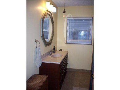 227 Powhatan Ave, Columbus, OH 43204 - photo 5