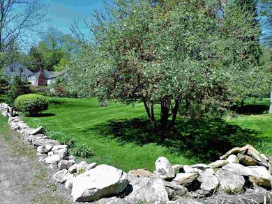 238 Hampstead Rd, Derry, NH 03038 - photo 6