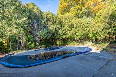 10 Buttonwood Cir, Fairport, NY 14450 - photo 6