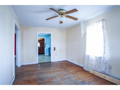 2233 E Fairview Ave, Johnson City, TN 37601 - photo 3