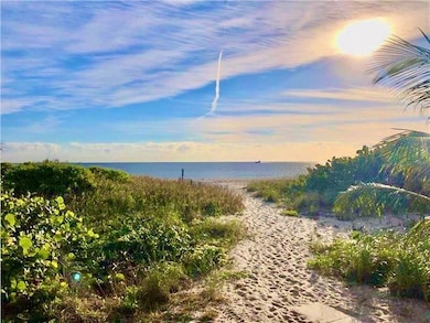 Sea Ranch Lakes North unit 1410B, Lauderdale By the Sea, FL 33308 - photo 2