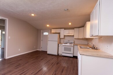 625 Charles-20