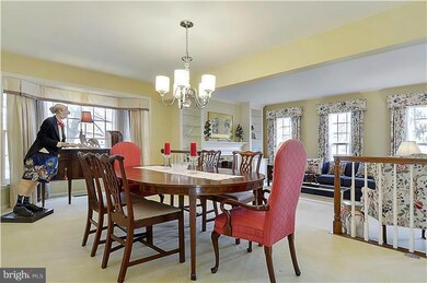 12209 Tildenwood Dr, Rockville, MD 20852 - photo 5