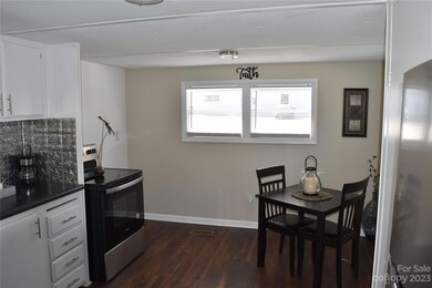 338 River Hill Rd, Statesville, NC 28625 - photo 3