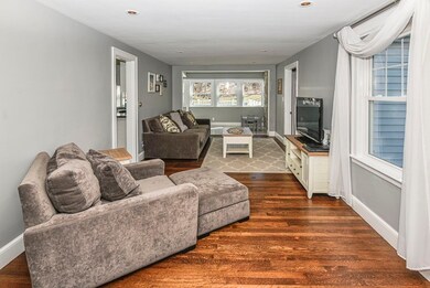 205 Curve St, Dedham, MA 02026 - photo 4