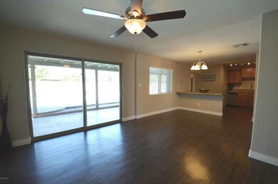 3432 W KRALL ST 008