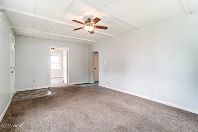 610 Bellefontaine St, Wapakoneta, OH 45895 - photo 6