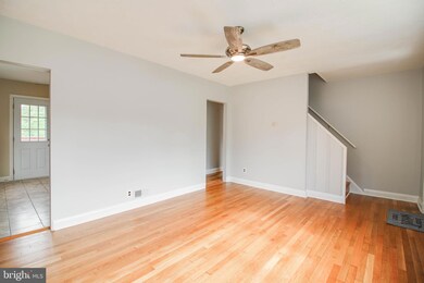 3 Holmes Ave, Catonsville, MD 21228 - photo 4