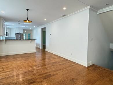 409 Walden St unit 409, Cambridge, MA 02138 - photo 3