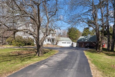 331 N Main St, Wolfeboro, NH 03894 - photo 4