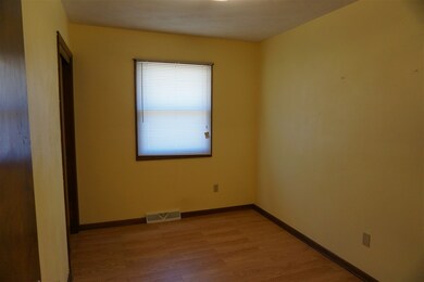 57317 Clydesdale Dr, Goshen, IN 46528 - photo 7