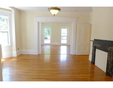 195 Church St unit 1, Newton, MA 02458 - photo 4
