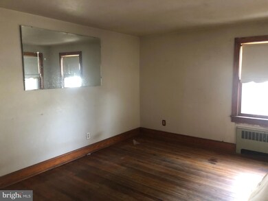 132 S Brewster Rd, Vineland, NJ 08360 - photo 4