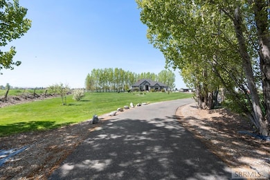 453 W 350 N, Blackfoot, ID 83221 - photo 3