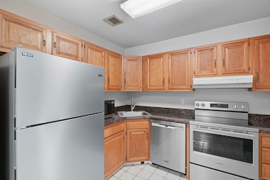 402 Twin Circle Dr, South Windsor, CT 06074 - photo 7