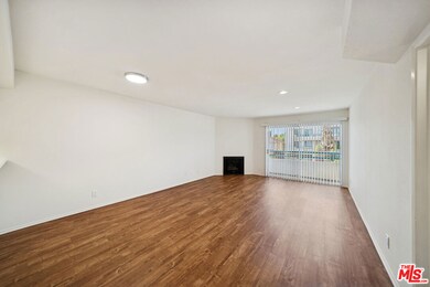 870 Crenshaw Blvd unit 204, Los Angeles, CA 90005 - photo 7