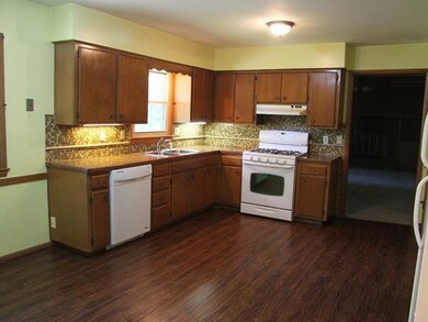 Spacious Eat-In Kitchen