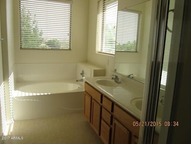 3072 S Lois Ln, Gilbert, AZ 85295 - photo 7