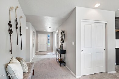 Edgewood - Entryway