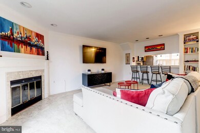 951 S Scott St unit 2, Arlington, VA 22204 - photo 6