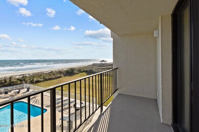 2305 Ft MacOn Rd W unit 306, Atlantic Beach, NC 28512 - photo 5