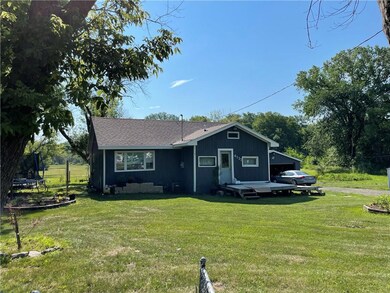 4137 Colfax Ave, Des Moines, IA 50317 - photo 3