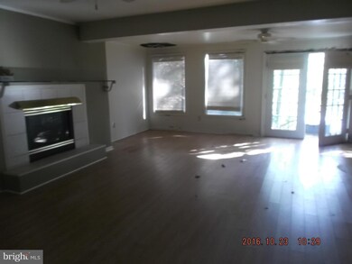 23714 Kingston Creek Rd, California, MD 20619 - photo 7