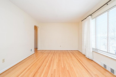 522 Rentz Place, Cincinnati, OH 45238 - photo 5