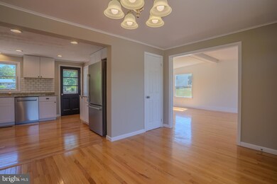 260 Henshaw Rd, Bunker Hill, WV 25413 - photo 4