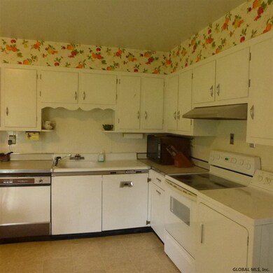 401 Oak St, Corinth, NY 12822 - photo 7