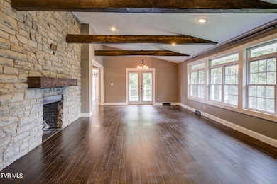 Longview-6