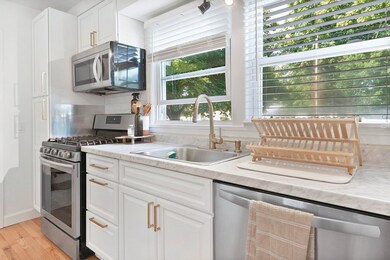 45 Partridge Ln unit 45, Chicopee, MA 01022 - photo 4