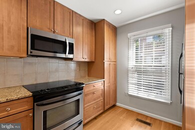 1005 N Daniel St unit A, Arlington, VA 22201 - photo 5