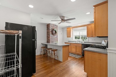 30 Dolloff Ave, Beverly, MA 01915 - photo 6