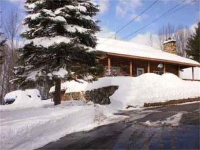 918 Stafford St, Rochdale, MA 01542 - photo 2