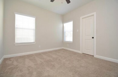 4004 Weslow St, Houston, TX 77087 - photo 6