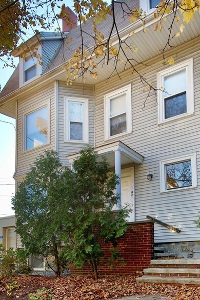 14 Wellington St unit 1, Waltham, MA 02451 - photo 3