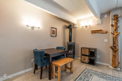 Dining-roomfor larger table if desired