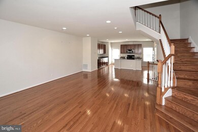 9610 Stockwell Ln, Fairfax, VA 22031 - photo 4