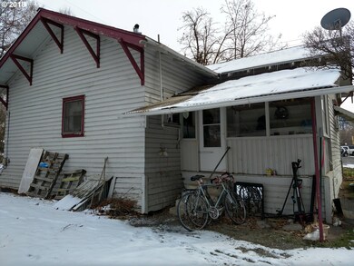 101 N Clark St, Canyon City, OR 97820 - photo 4
