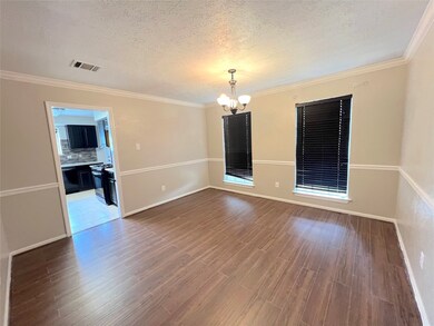 Formal Dining