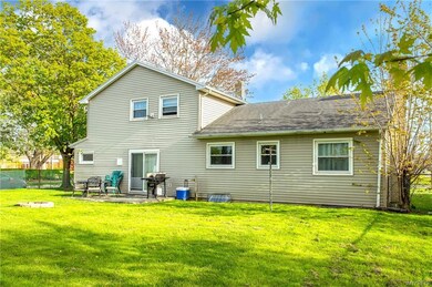 460 Meadow Dr, North Tonawanda, NY 14120 - photo 5